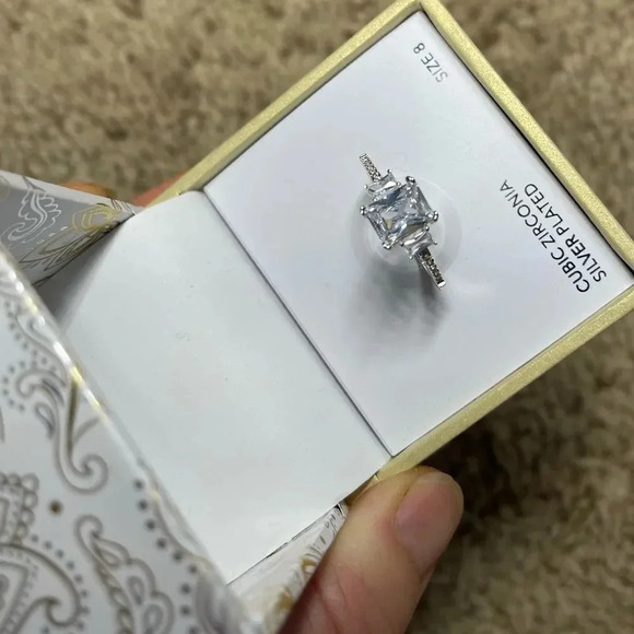 Charter Club Silver-Tone Crystal Triple-Stone Ring NWT 6,8,9,10,11 - Picture 8 of 9